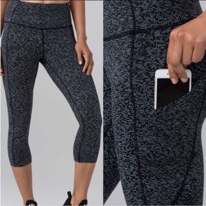 Lululemon spotted high rise crop leggings 8